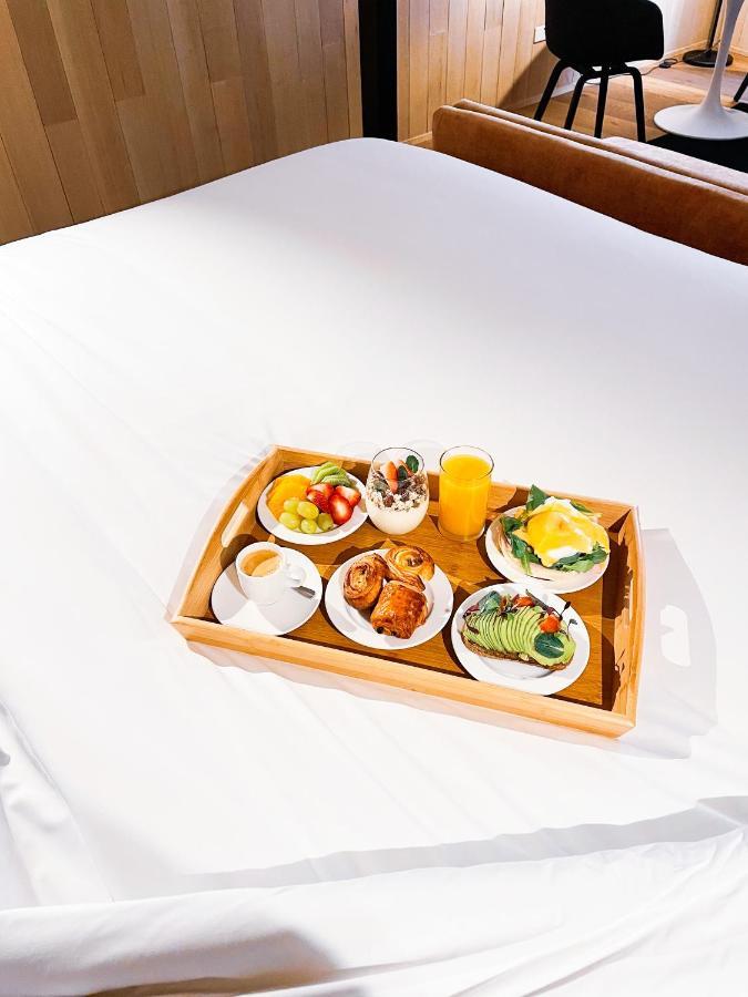 Hotel Magnolia サンティアゴ エクステリア 写真 A breakfast tray